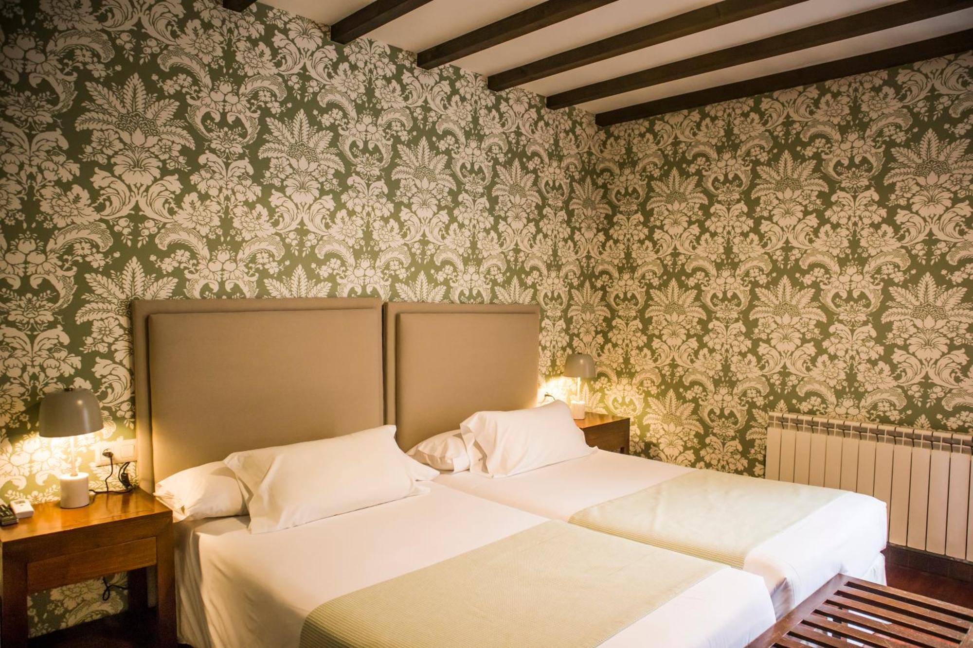 Hotel A Casa Do Rio Pontecesures Экстерьер фото